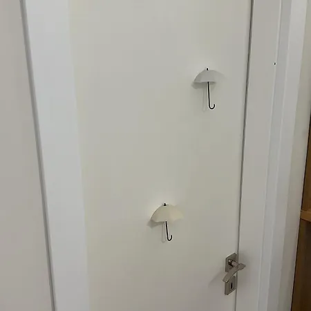 Sj.studio * 地拉那